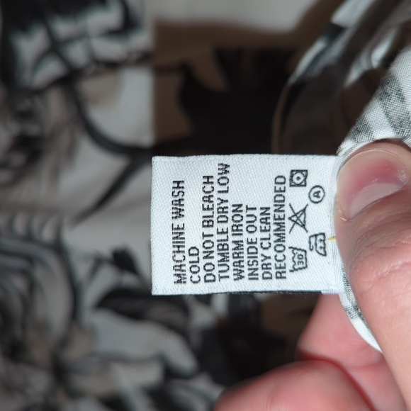 Men's 100% Cotton button down - Picture 9 of 9